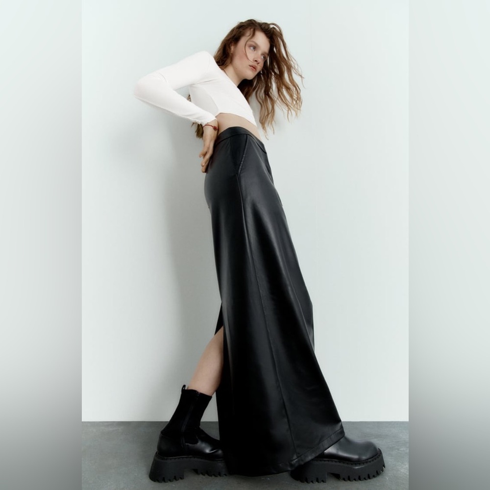 Zara faux leather High-waisted midi skirt sz L  Black | 8338/001